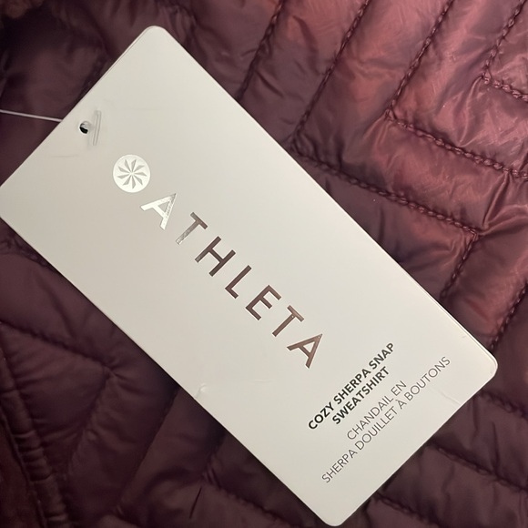NWT Athleta Cozy Sherpa Snap Sweatshirt Oversized Burgundy Wine Purple M - Picture 6 of 7